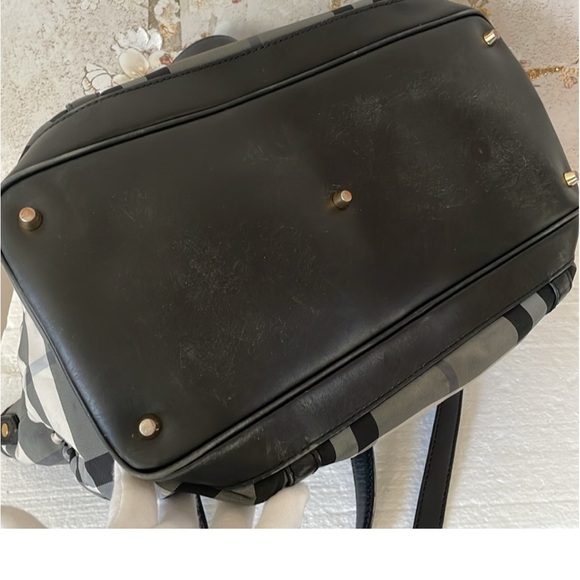 Burberry✨Luxury Nova Diaper or Tote Bag - Picture 14 of 16